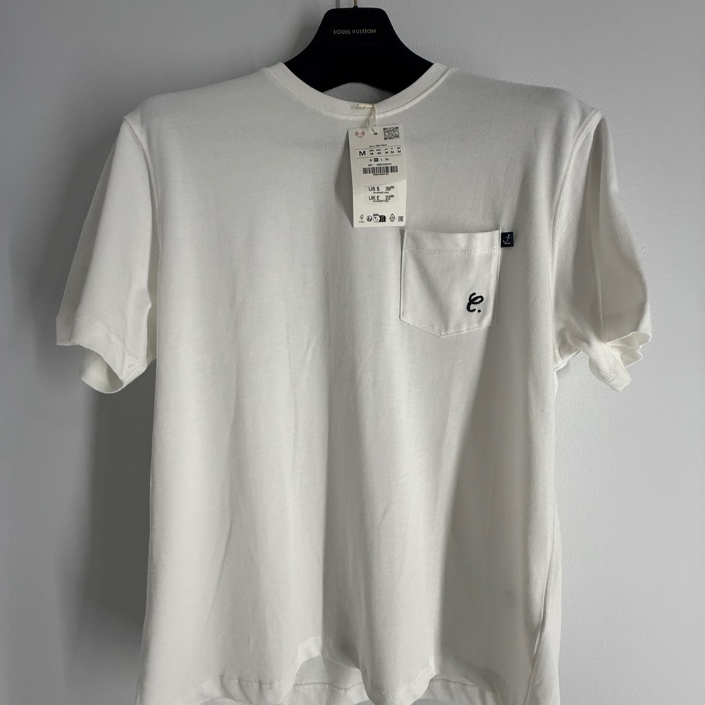 Zara Brand New White Men's Pocket Large T-Shirt with Subtle Embroidery